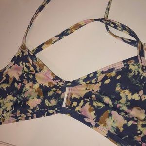 Jolyn bikini top size small